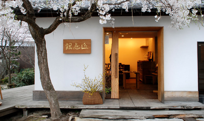 銀意匠桜